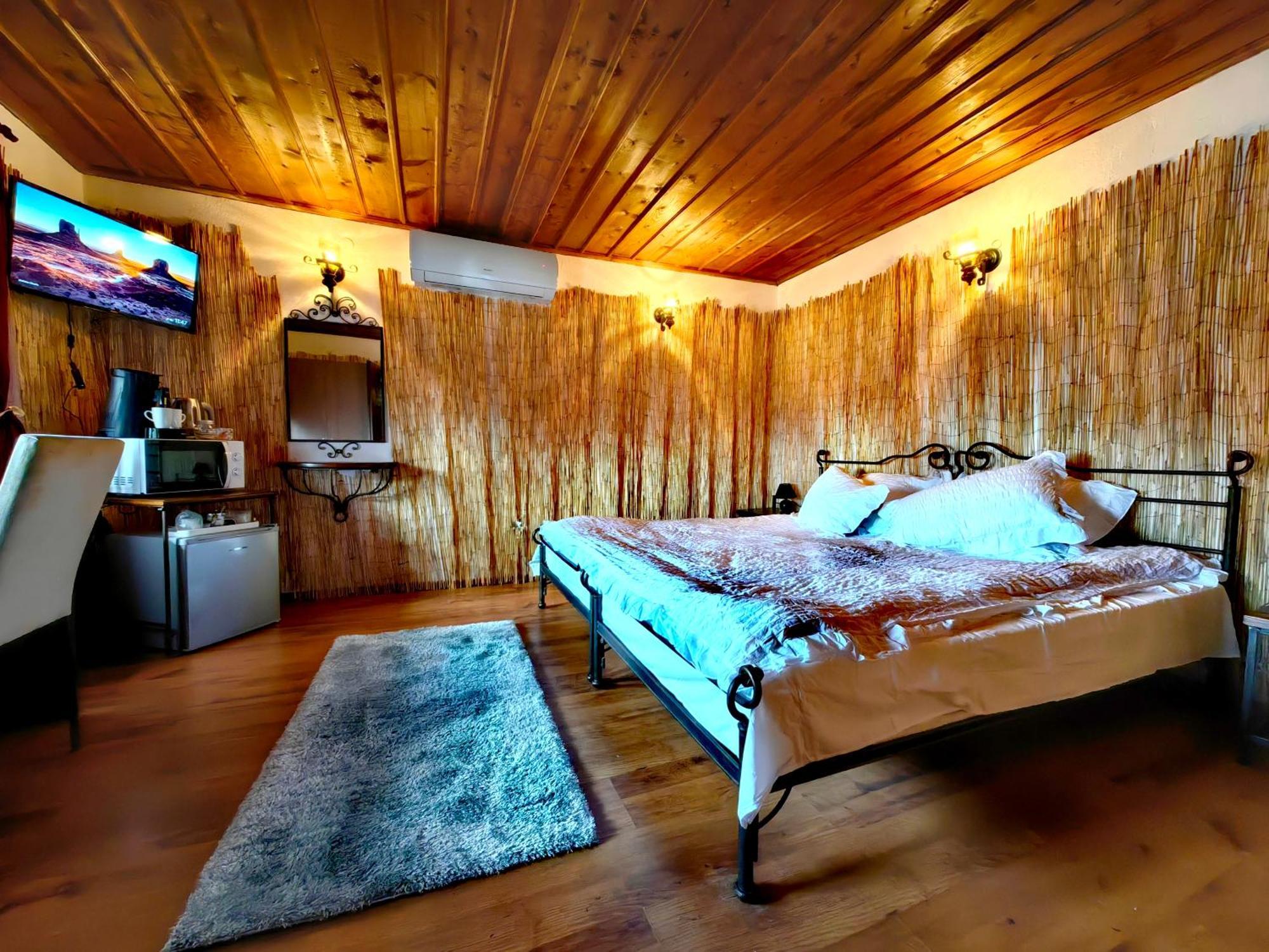 Complex Arbanashki Style-Panoramic View With Summer And Winter Terrace, Jacuzzi, Sauna, Children'S And Adult Area With Cinema Summer อาร์บานาซิ ภายนอก รูปภาพ