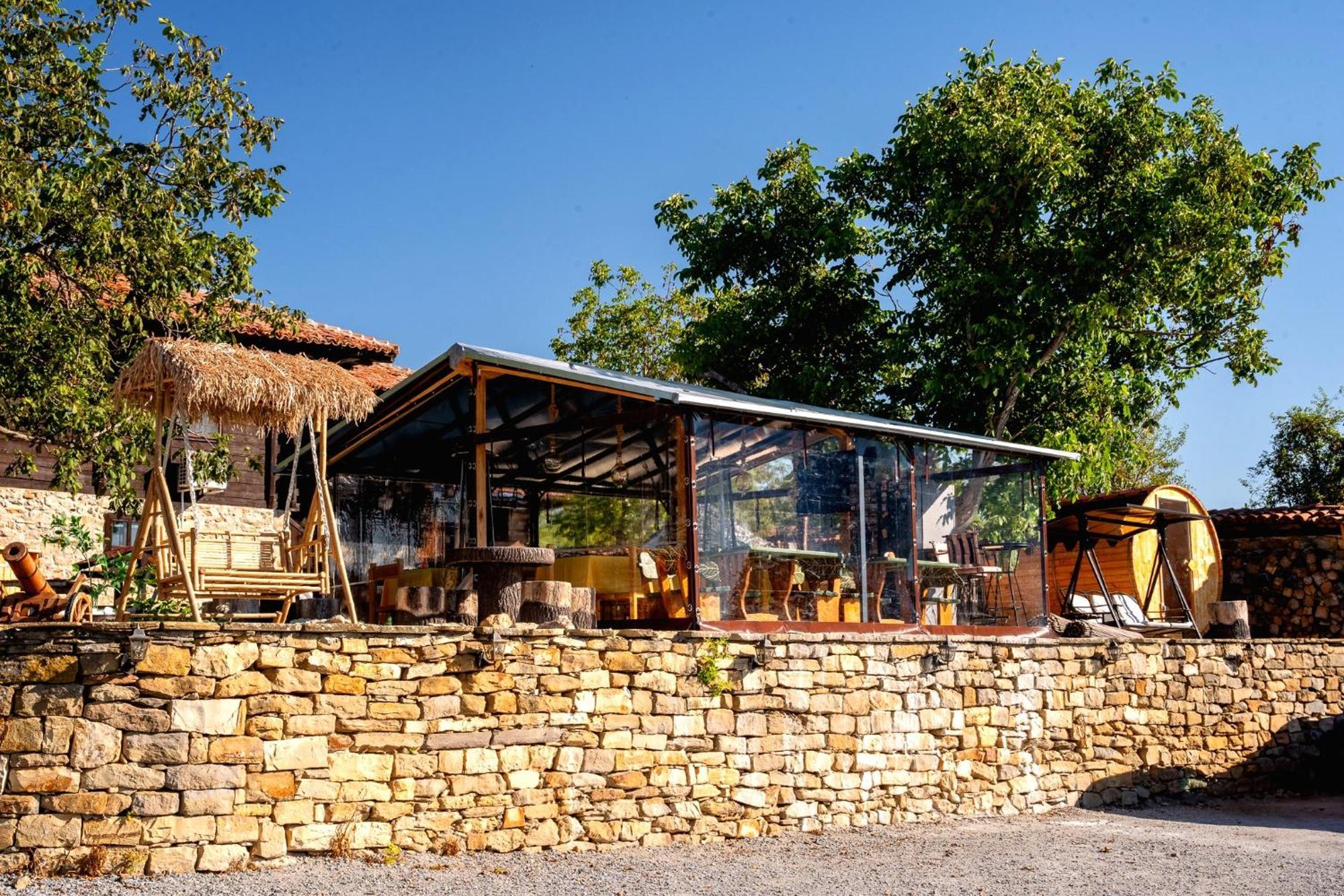 Complex Arbanashki Style-Panoramic View With Summer And Winter Terrace, Jacuzzi, Sauna, Children'S And Adult Area With Cinema Summer อาร์บานาซิ ภายนอก รูปภาพ