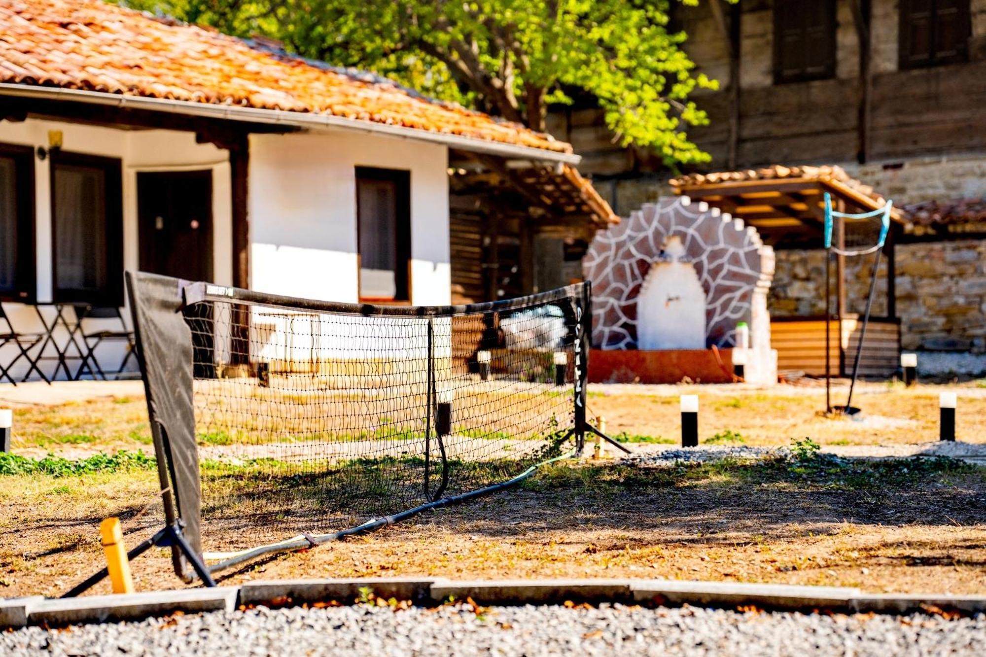 Complex Arbanashki Style-Panoramic View With Summer And Winter Terrace, Jacuzzi, Sauna, Children'S And Adult Area With Cinema Summer อาร์บานาซิ ภายนอก รูปภาพ