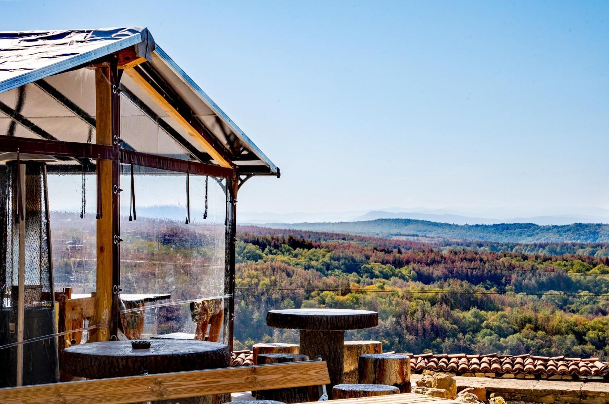 Complex Arbanashki Style-Panoramic View With Summer And Winter Terrace, Jacuzzi, Sauna, Children'S And Adult Area With Cinema Summer อาร์บานาซิ ภายนอก รูปภาพ